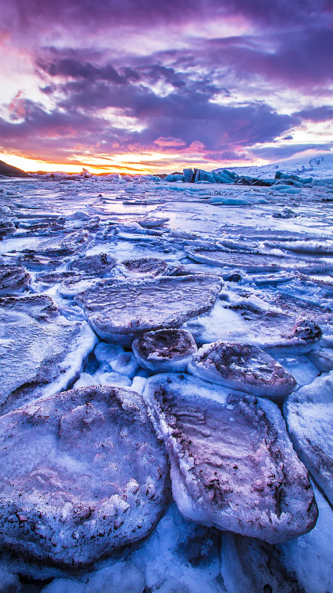 孤独冰岛-拍信图库