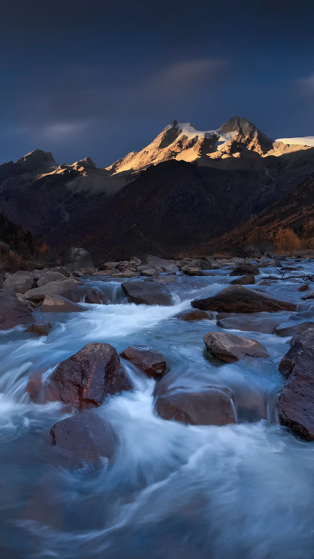 最美四姑娘山 幺妹峰 - Screenshot 1