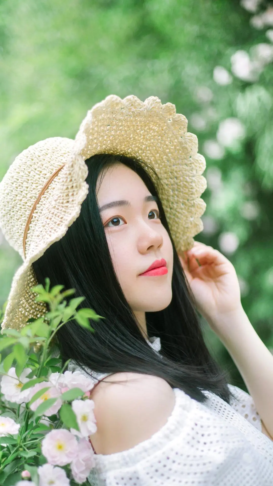 草帽如何显脸小